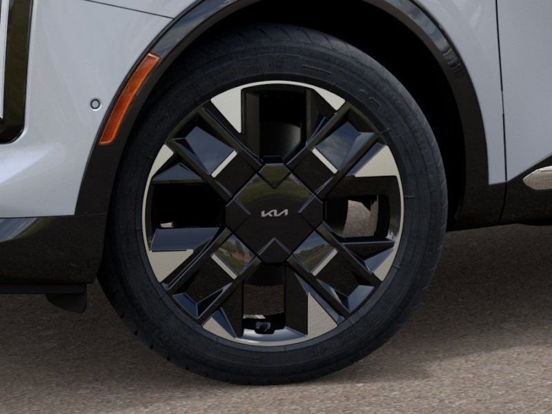 New 2026 White Kia SX-Prestige image 9