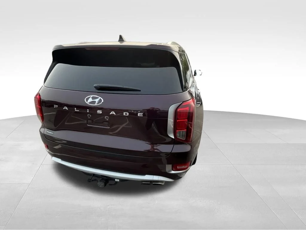 Used 2021 Red Hyundai Limited image 18