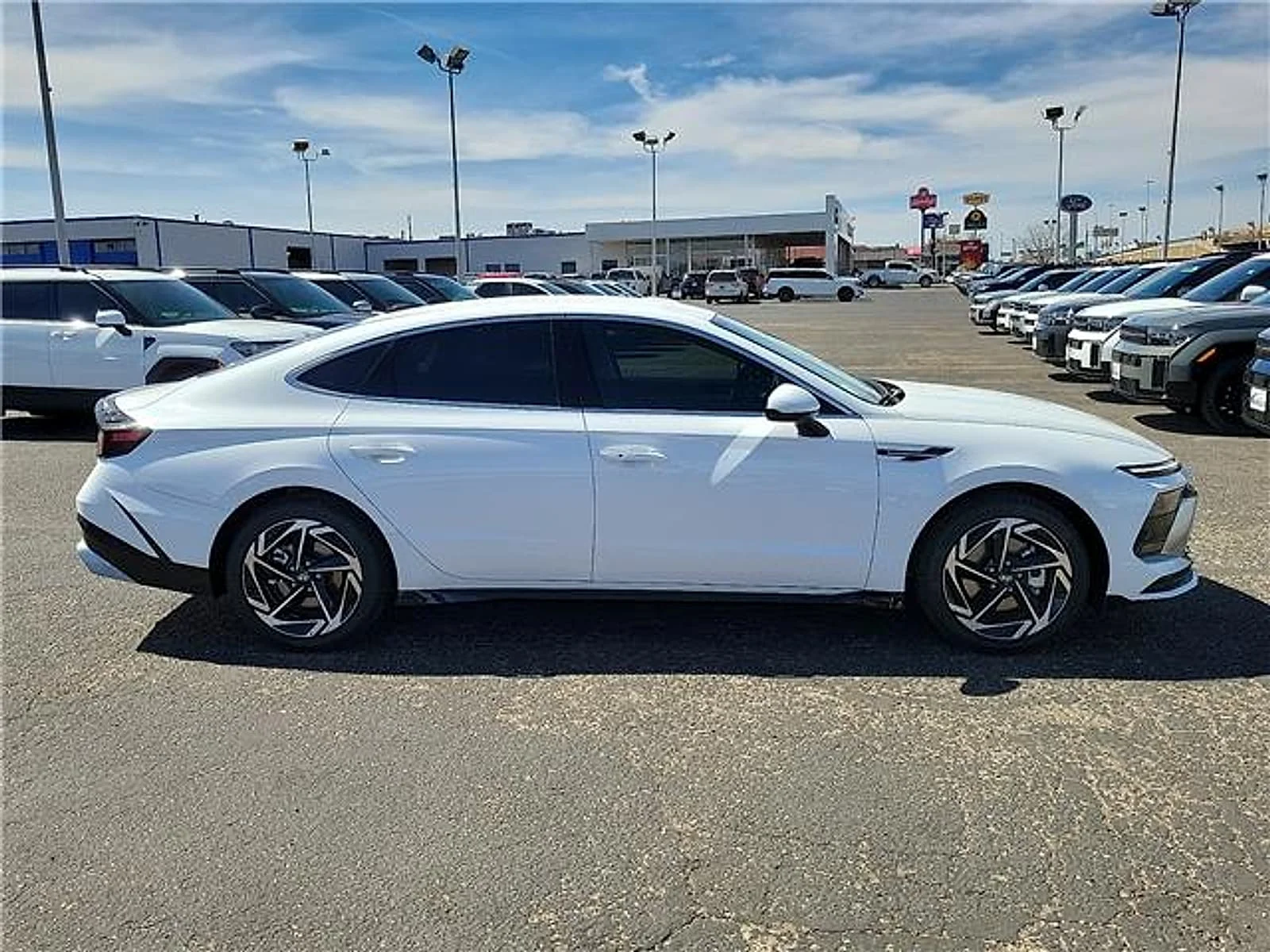 New 2026 White Hyundai SEL Sport image 5
