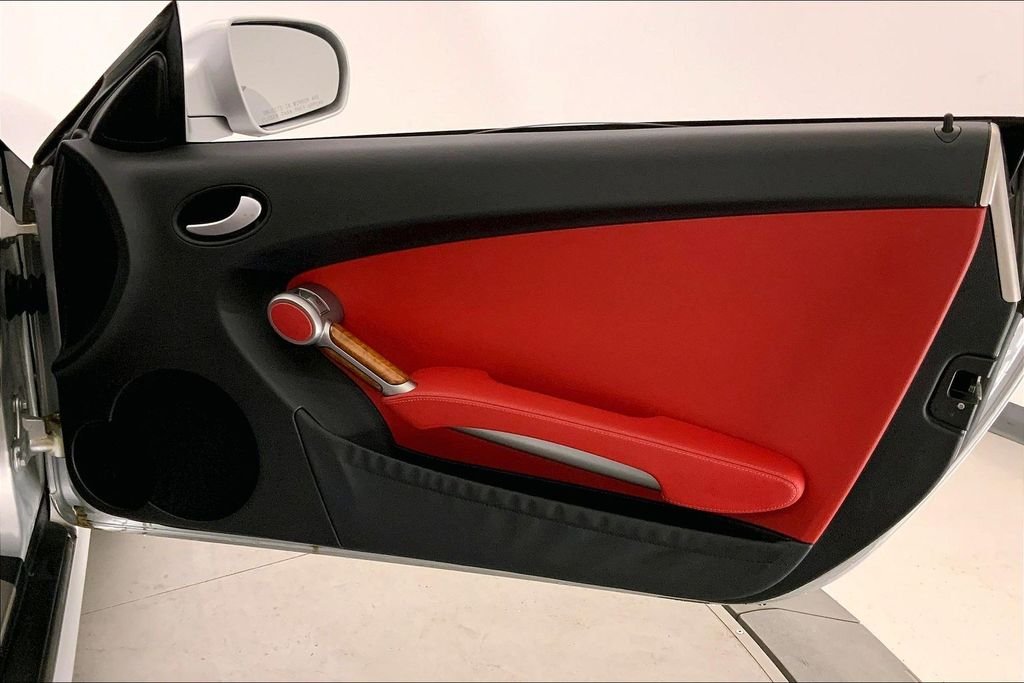 Used 2010  Mercedes-Benz SLK 350 image 22