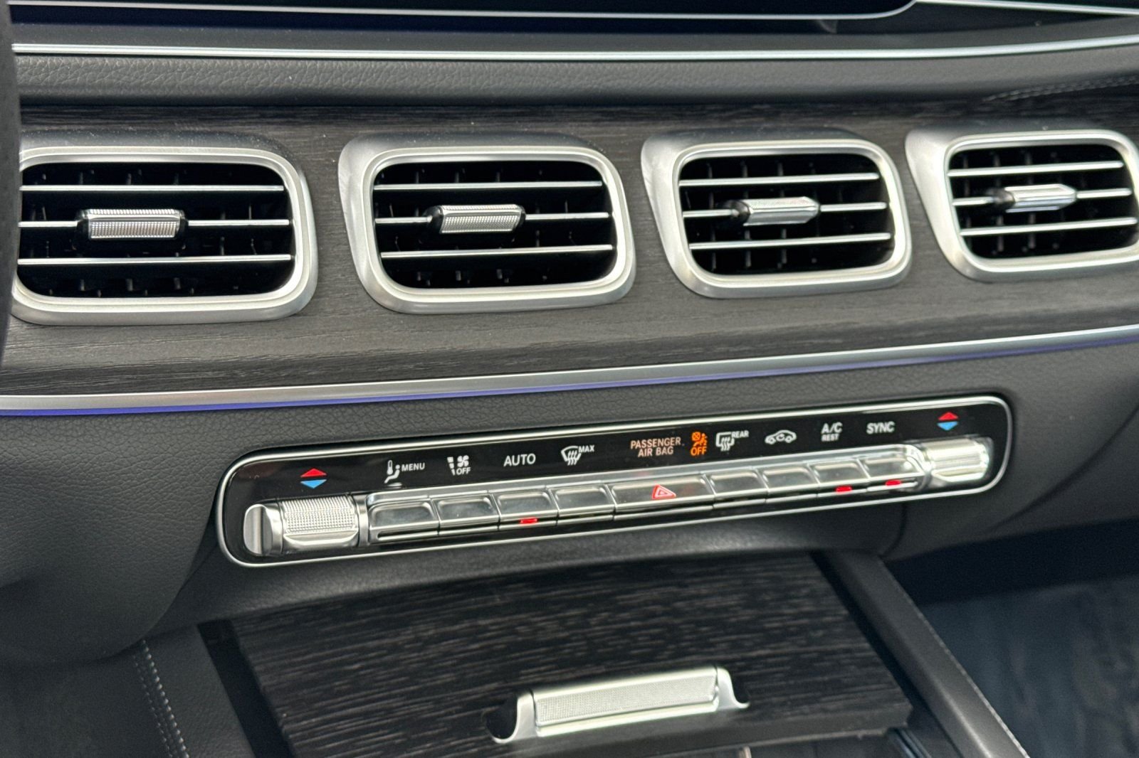 New 2026 Black Mercedes-Benz GLS 450 image 18