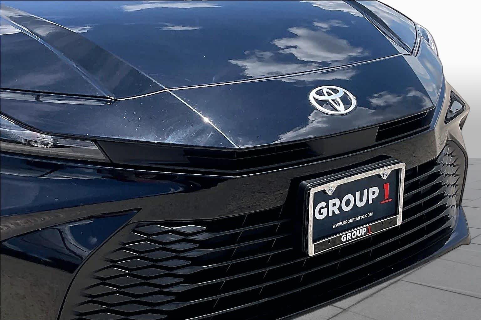 Used 2025 Midnight Black Metallic Toyota LE image 29