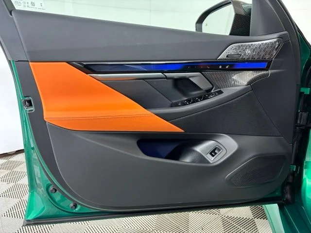 New 2027 Isle of Man Green Metallic BMW Base image 9