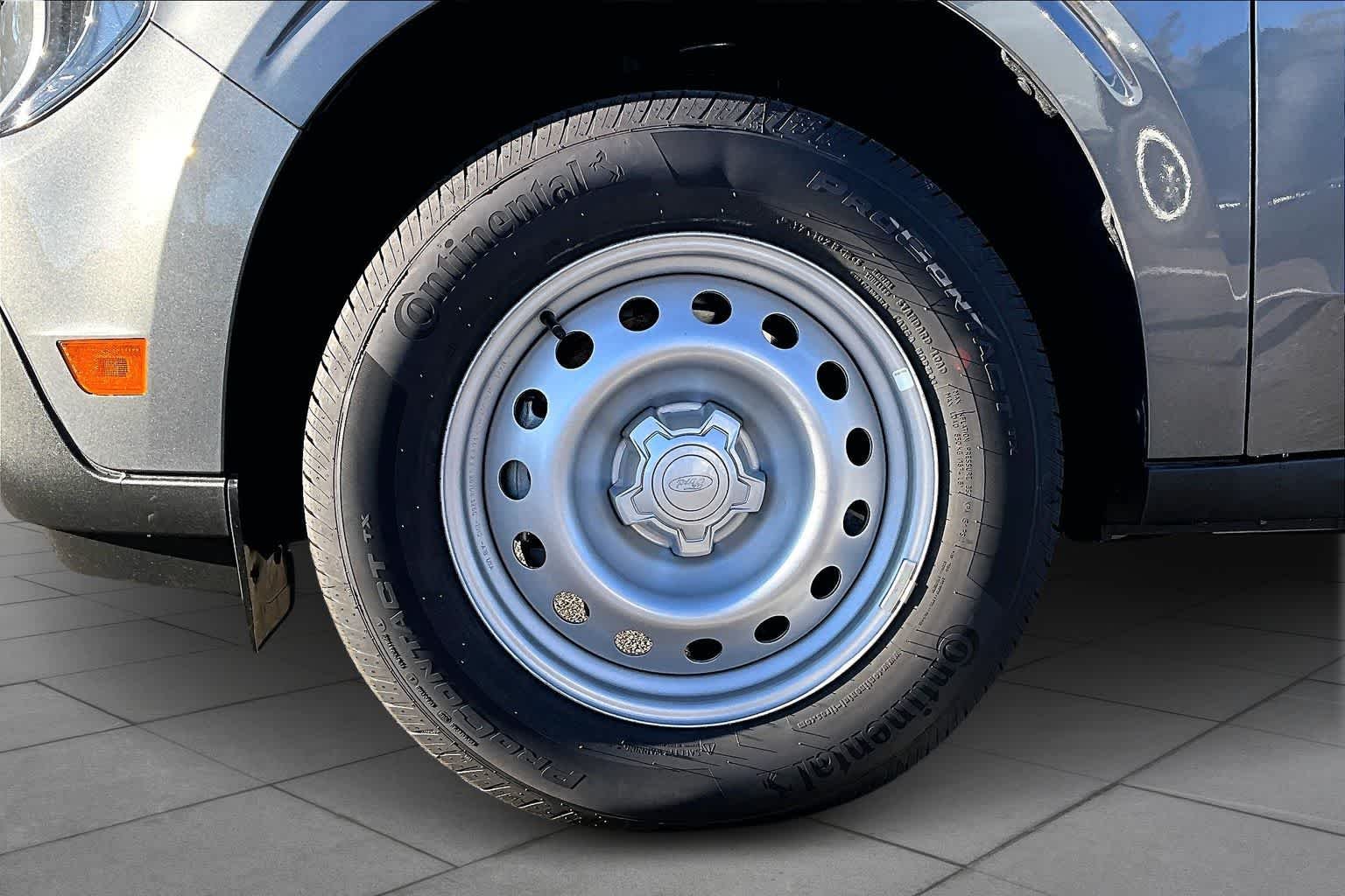New 2026 Carbonized Gray Metallic Ford XL image 12