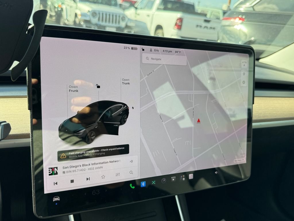 Used 2019 Black Tesla Standard Range Plus image 9