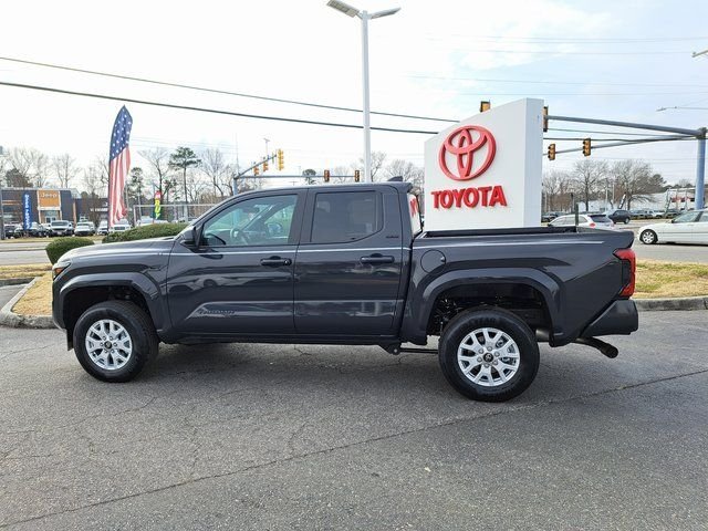 2026 Toyota Tacoma SR5 - Photo 9