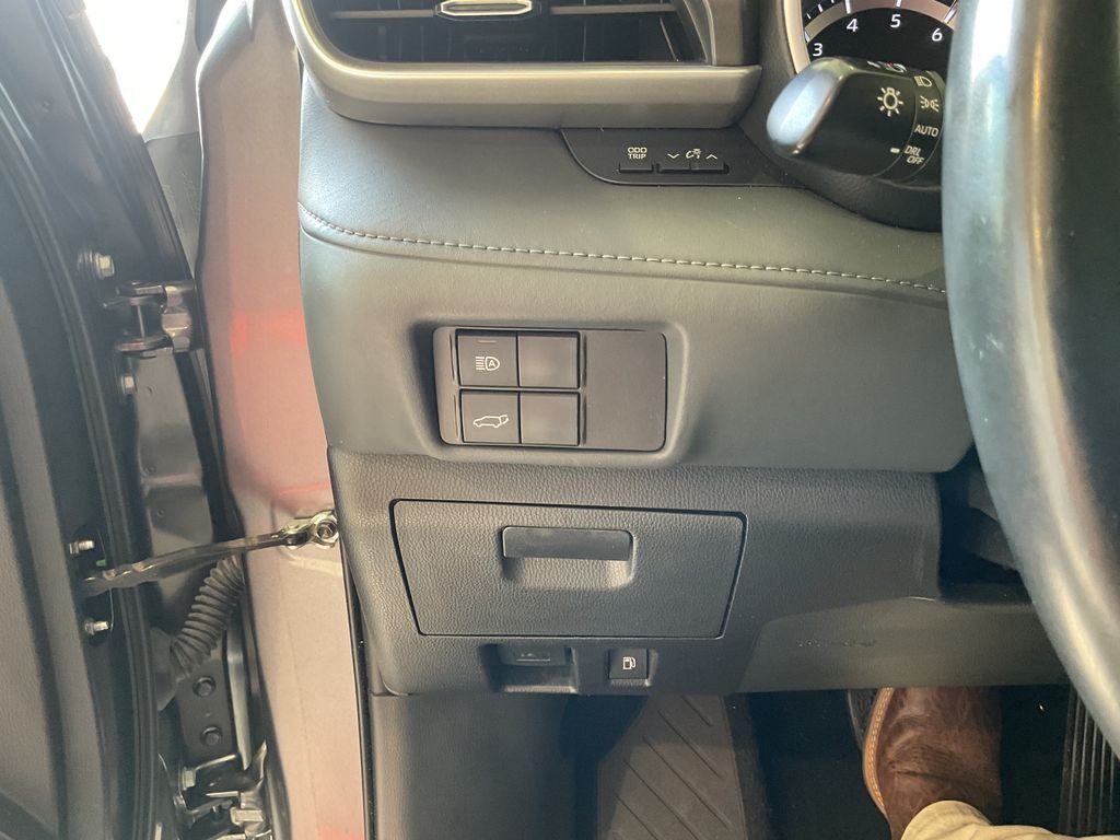 Used 2022 Gray Toyota XLE image 18