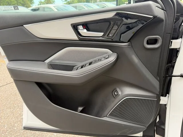 New 2026 Platinum White Pearl Acura Technology Package image 27
