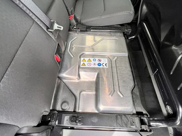 Used 2024 Crystal Metallic Jeep Rubicon 4xe image 29