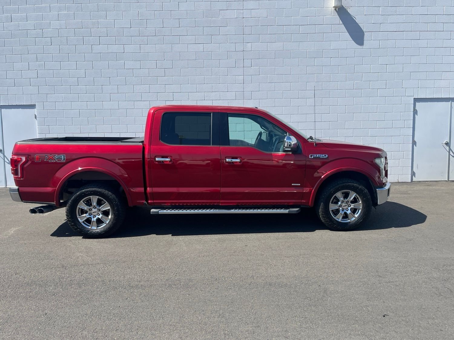 2015 Ford F-150 Lariat 4x4 SuperCrew 145-in's photo