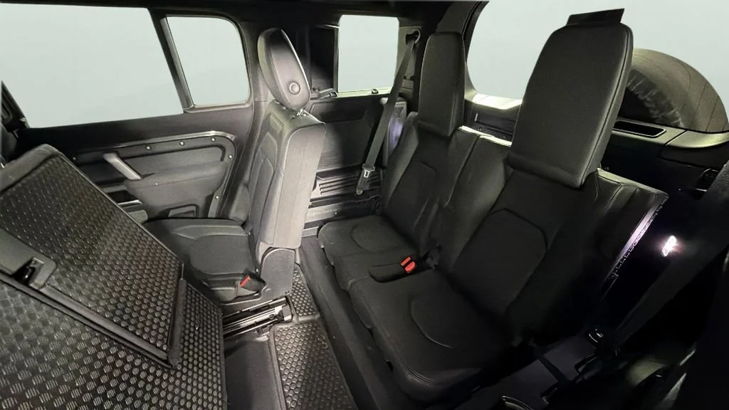 Used 2023 Gray Land Rover 110 X-Dynamic SE image 30