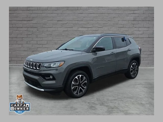 Used 2023 Gray Jeep Limited image 1