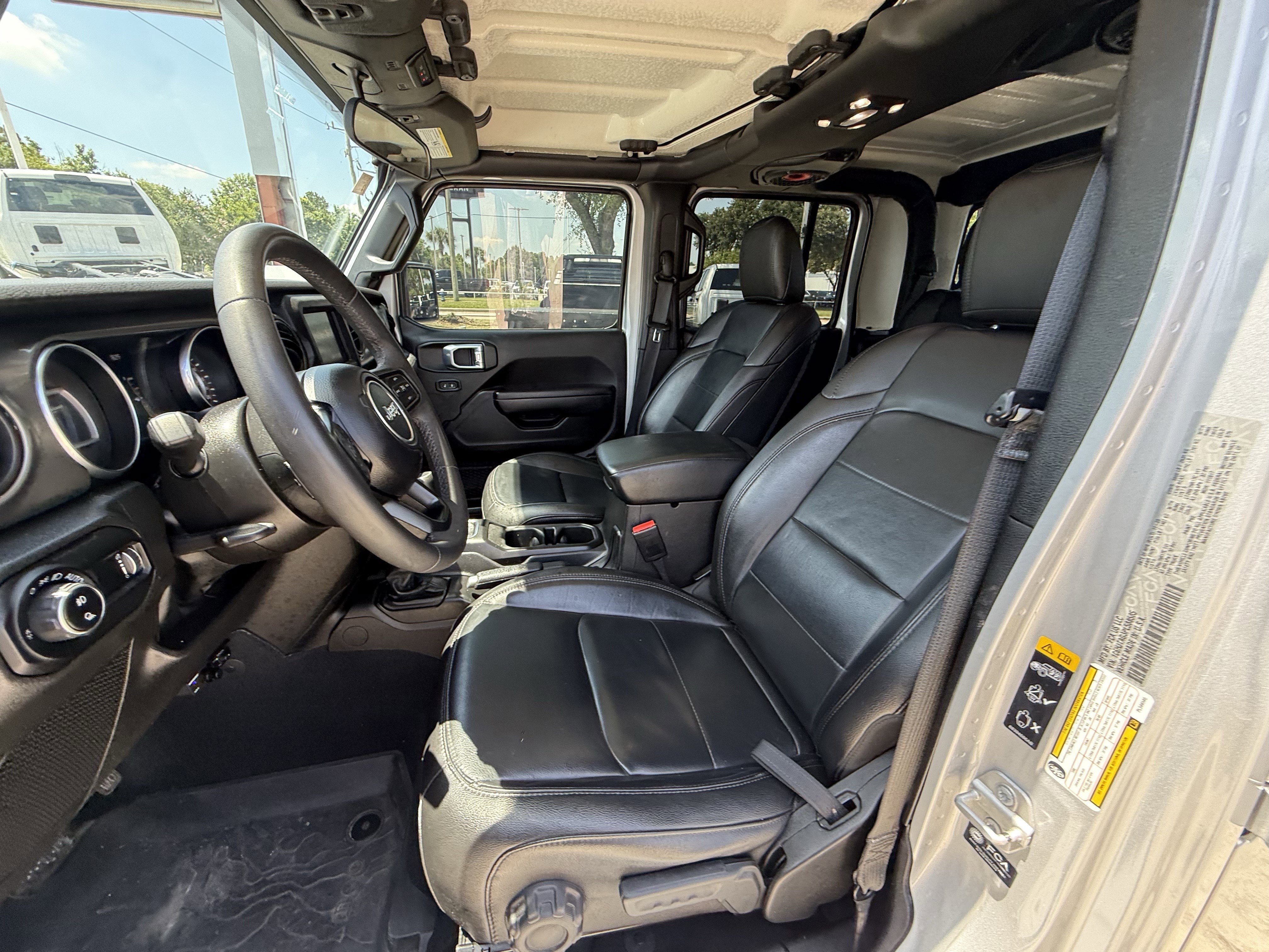 Used 2023 Silver Zynith Clearcoat Jeep Texas Trail image 26