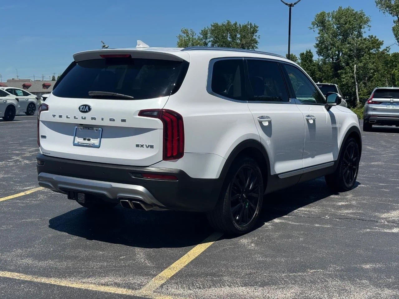Used 2021 Glacial White Pearl Kia SX image 4