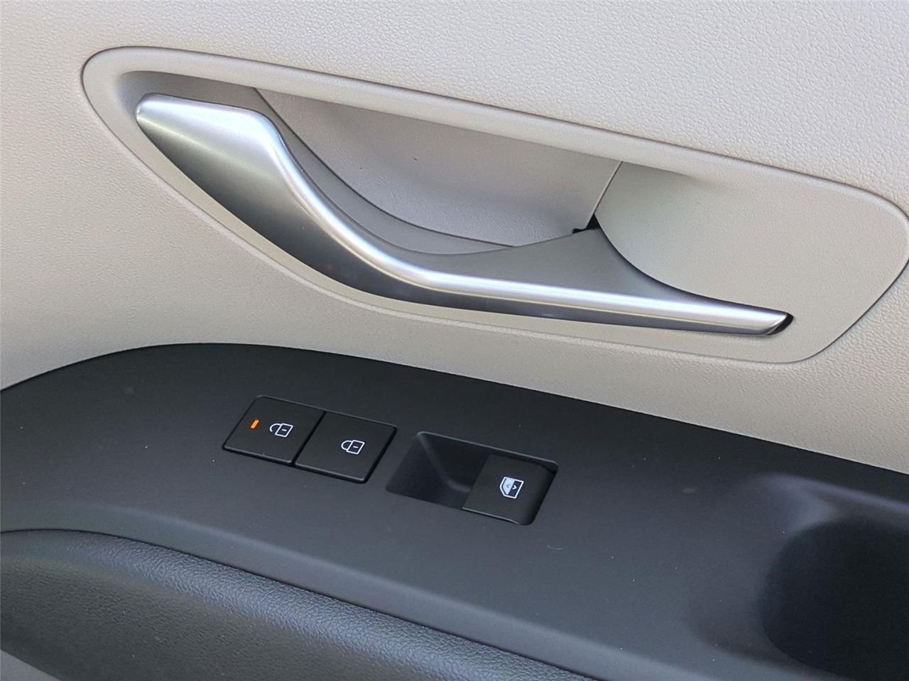 New 2026 Ash Black Hyundai SEL AWD image 31
