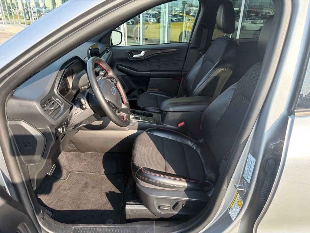 Used 2024 Silver Ford ST-Line image 12