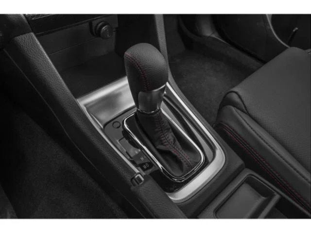 Used 2015 Galaxy Blue Pearl Subaru Limited image 14