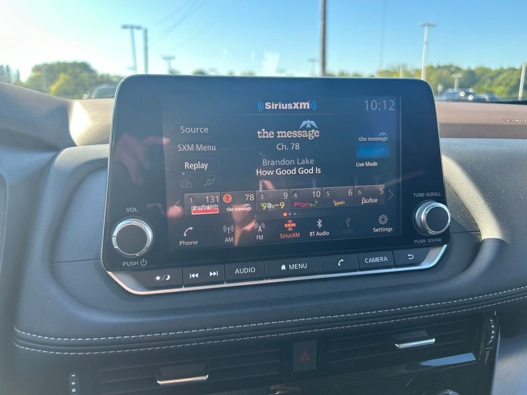 Used 2021 Black Nissan SV image 2