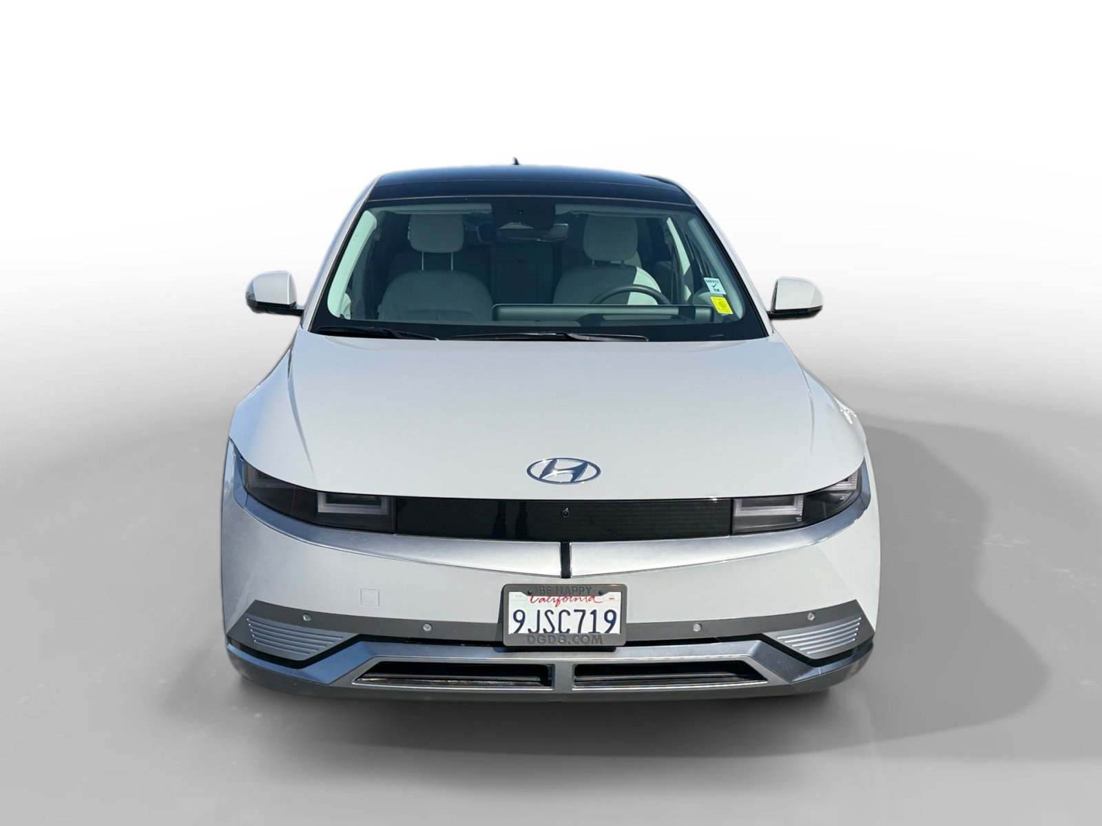 Certified Used 2023 Cyber Gray Hyundai Limited image 8