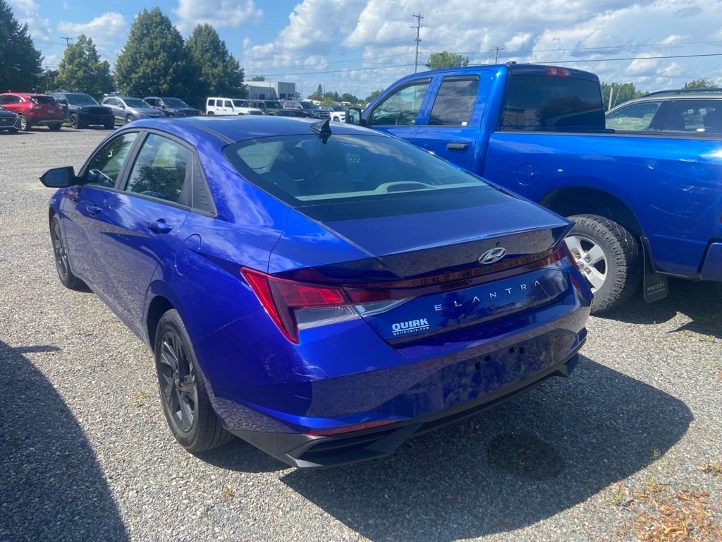 Used 2023 Intense Blue Hyundai SEL image 4