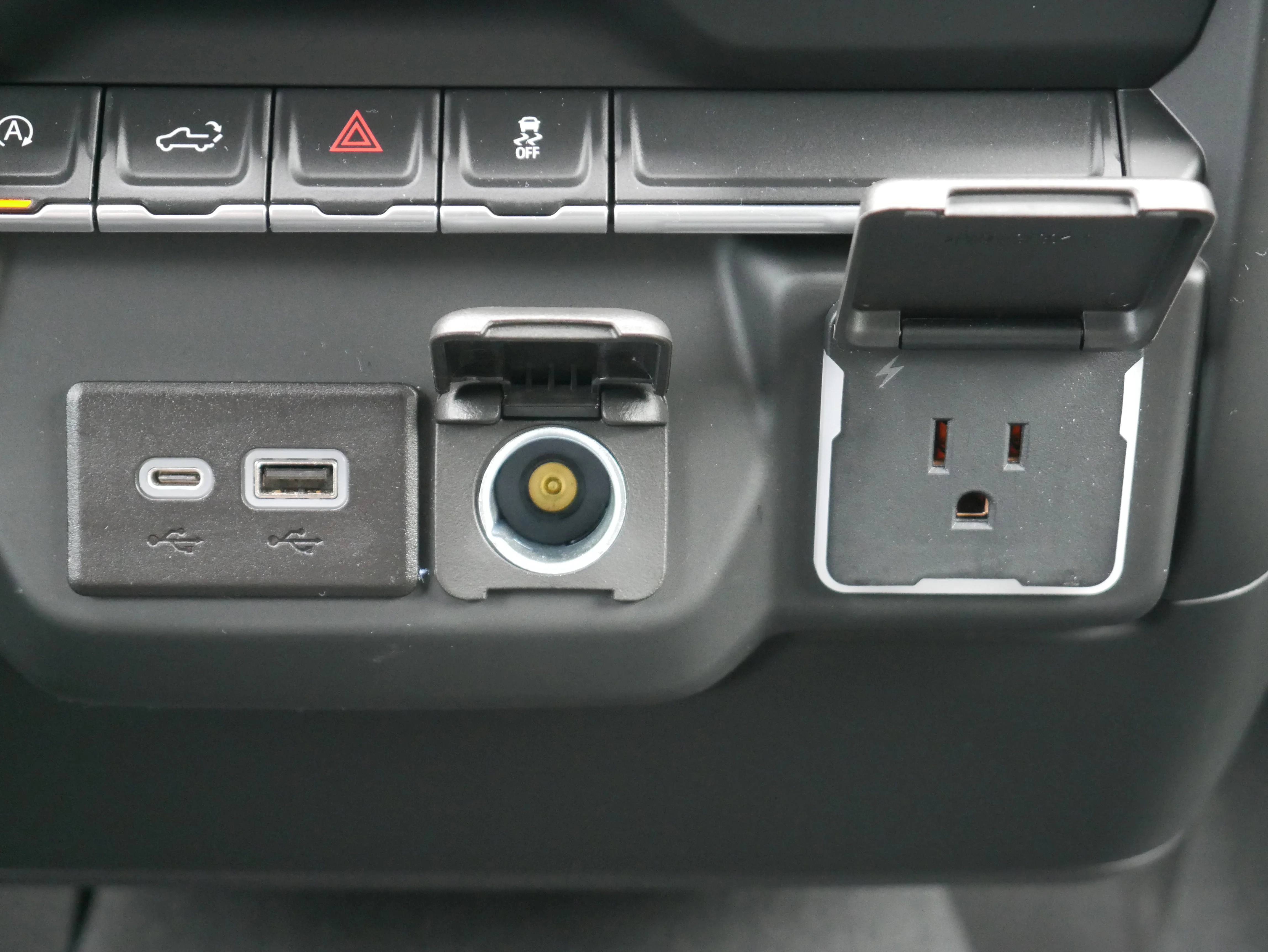 2023 Chevrolet Silverado 1500 Custom - Photo 20