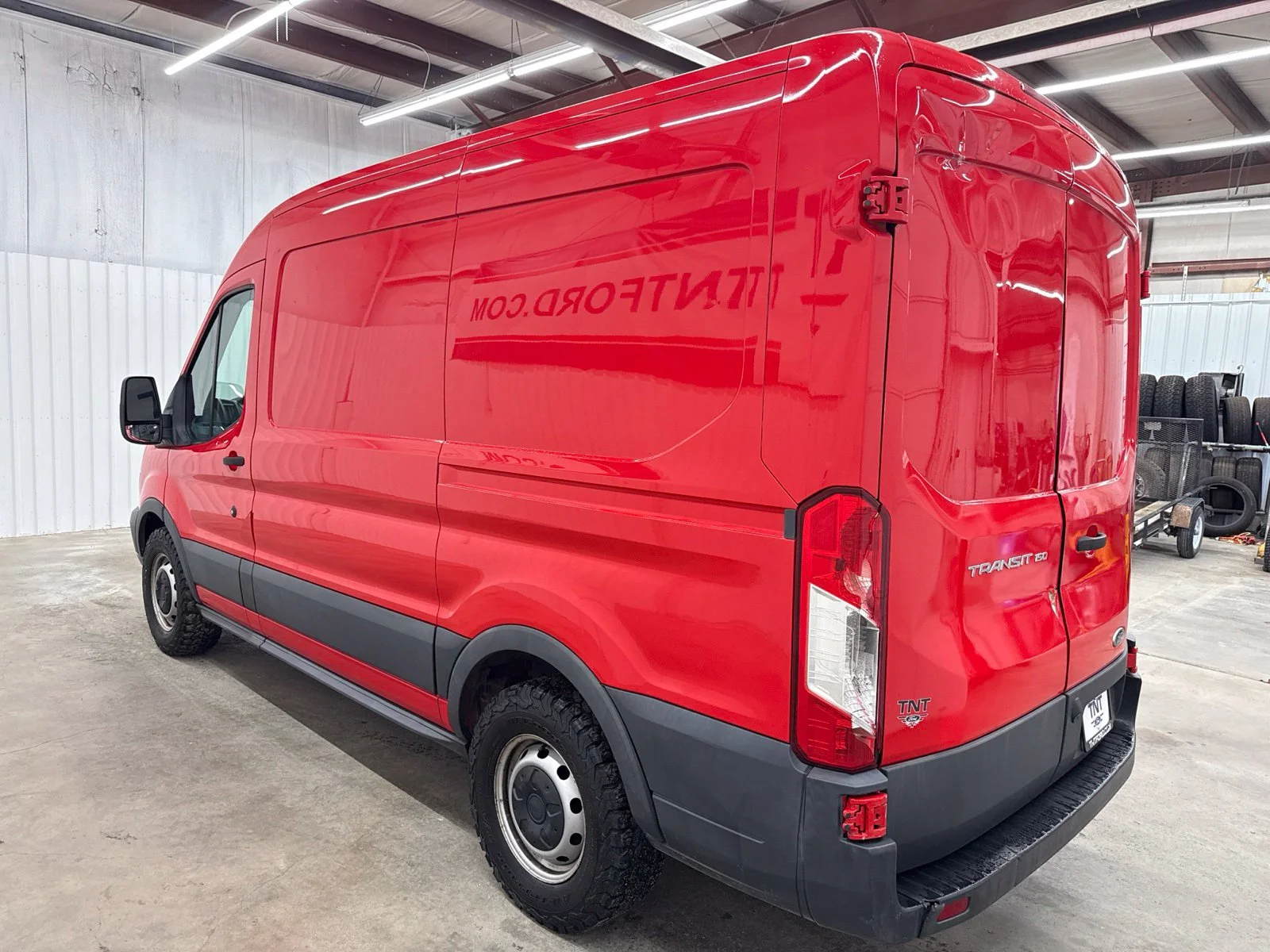 Used 2016 Red Ford Base image 6