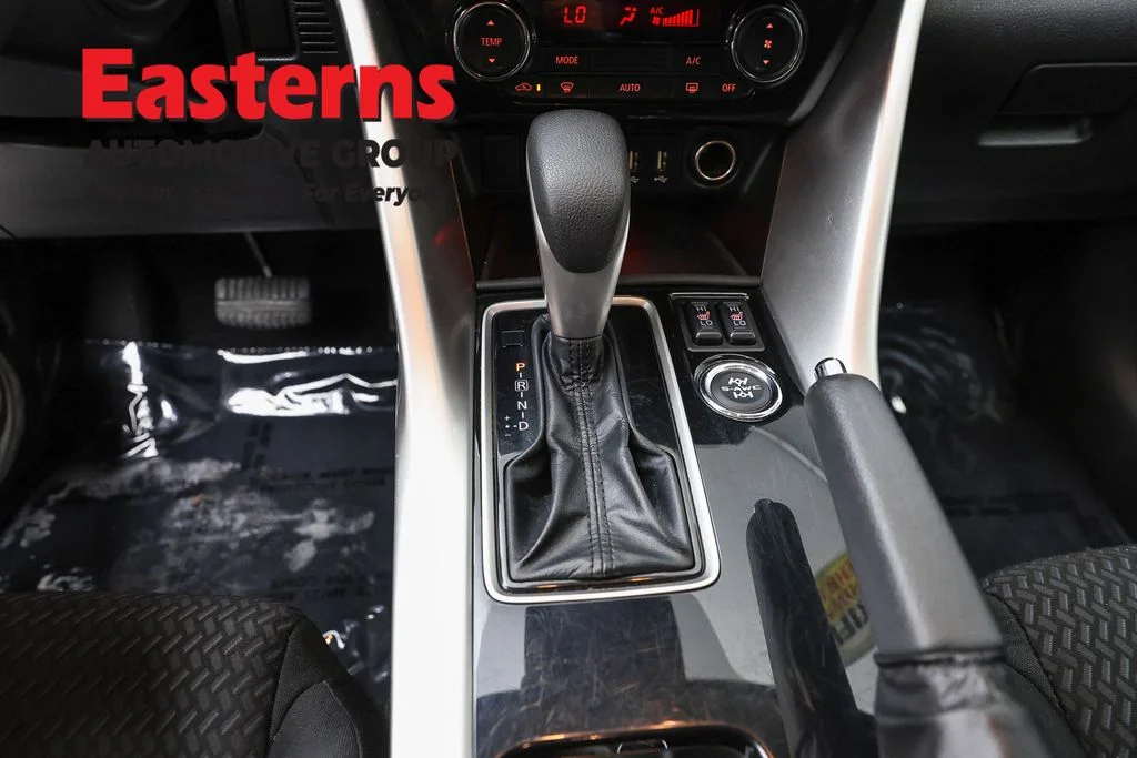 Used 2024 Black Mitsubishi LE image 13
