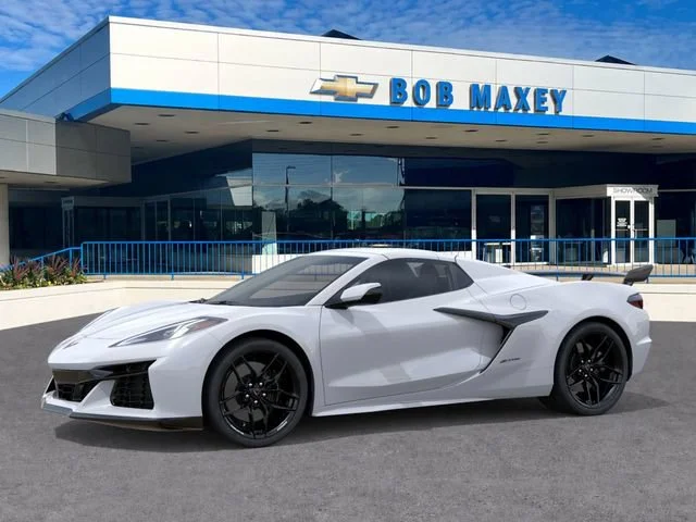 New 2026 Arctic White Chevrolet 2LZ image 2