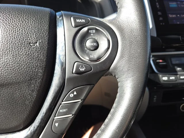 Used 2017  Honda RTL-E image 28