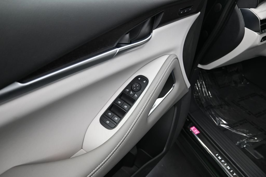 New 2027 2T DEEP EMRLD INFINITI Autograph AWD image 17