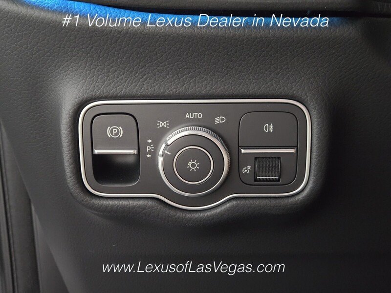 Used 2025 Gray Mercedes-Benz G 580 image 38