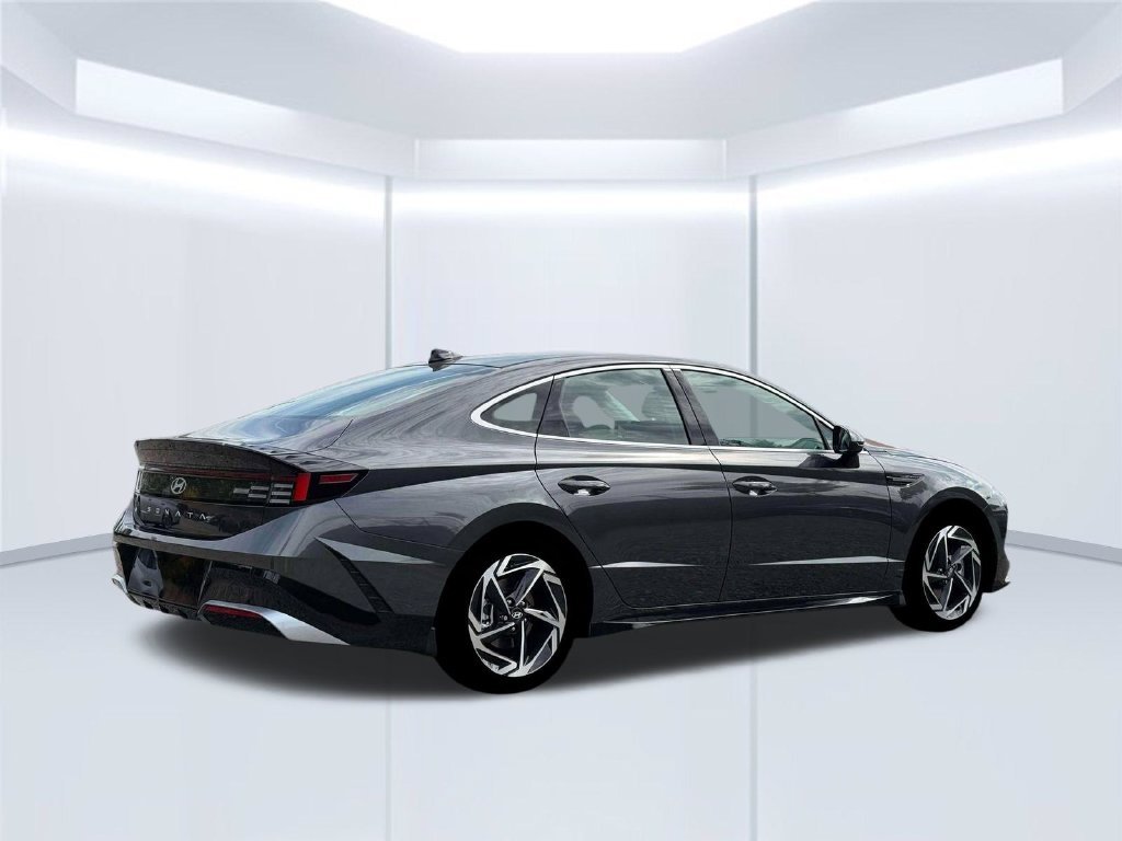 New 2026 Gray Hyundai SEL Sport image 8