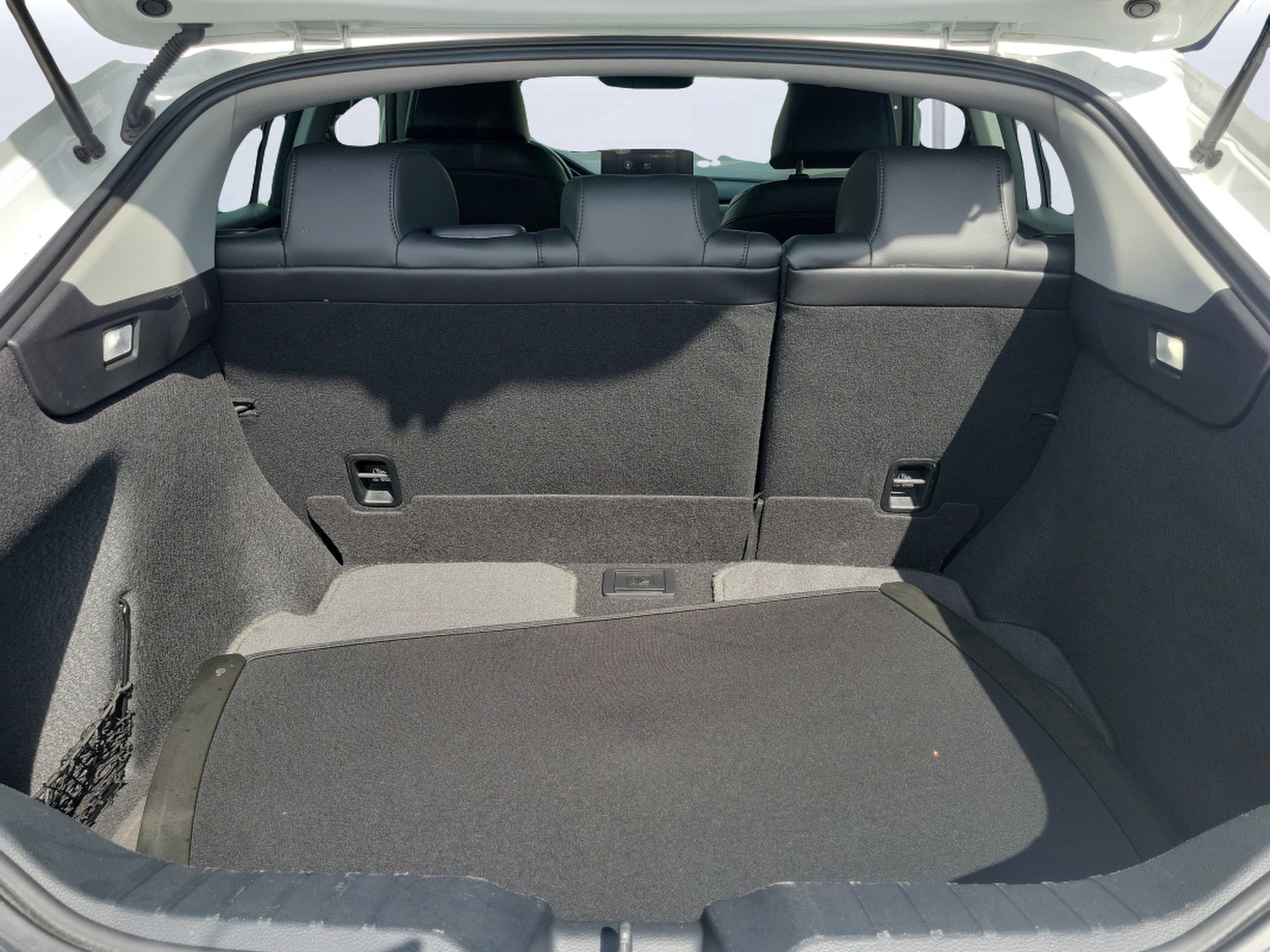 Used 2024 White Acura  image 6