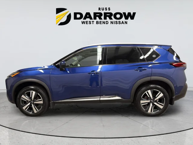 Used 2023 Blue Nissan SL image 2