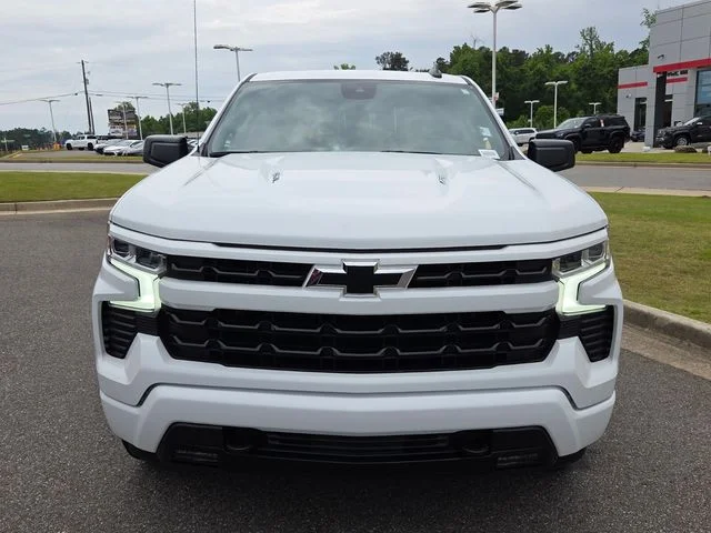 Used 2023 White Chevrolet RST image 2