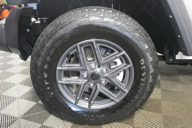 Certified Used 2025 Bright White Clearcoat Jeep Sport S image 9