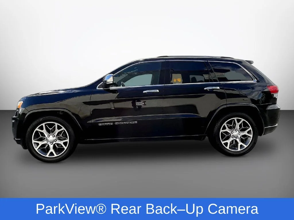Used 2020 Diamond Black Jeep Overland image 4