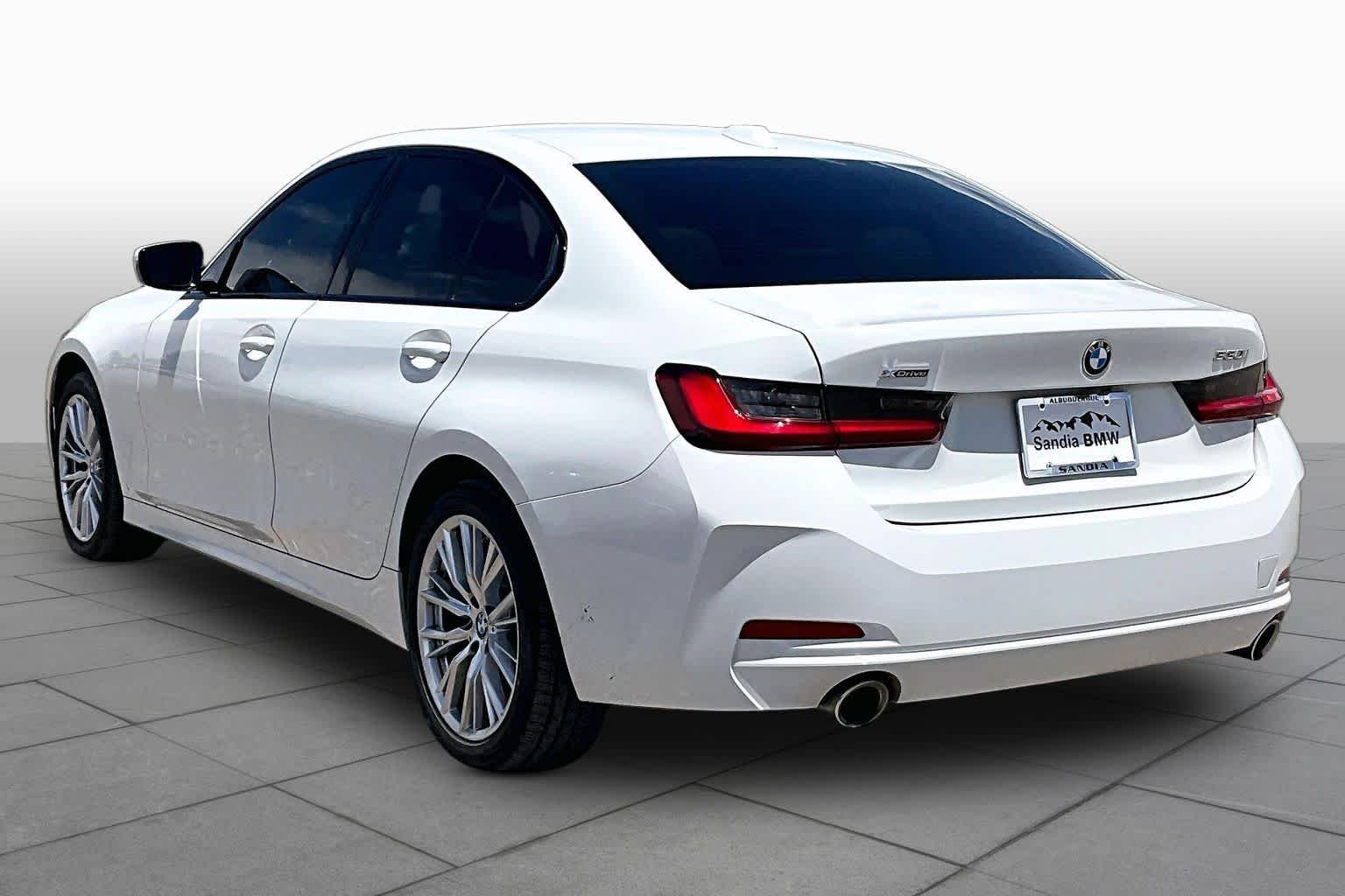 Used 2023 Alpine White BMW 330i xDrive image 9