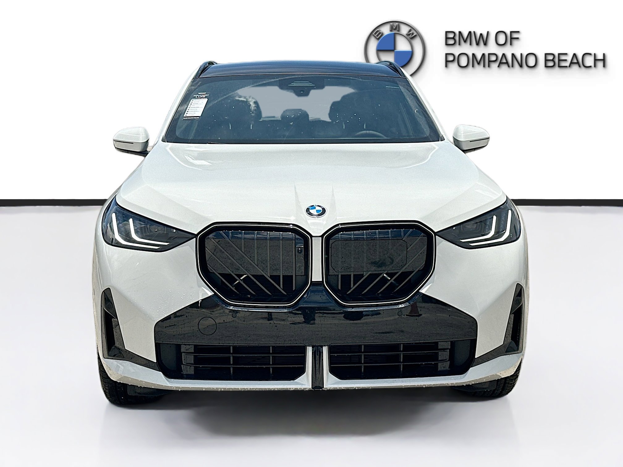 New 2026 Alpine White BMW 30 xDrive image 2