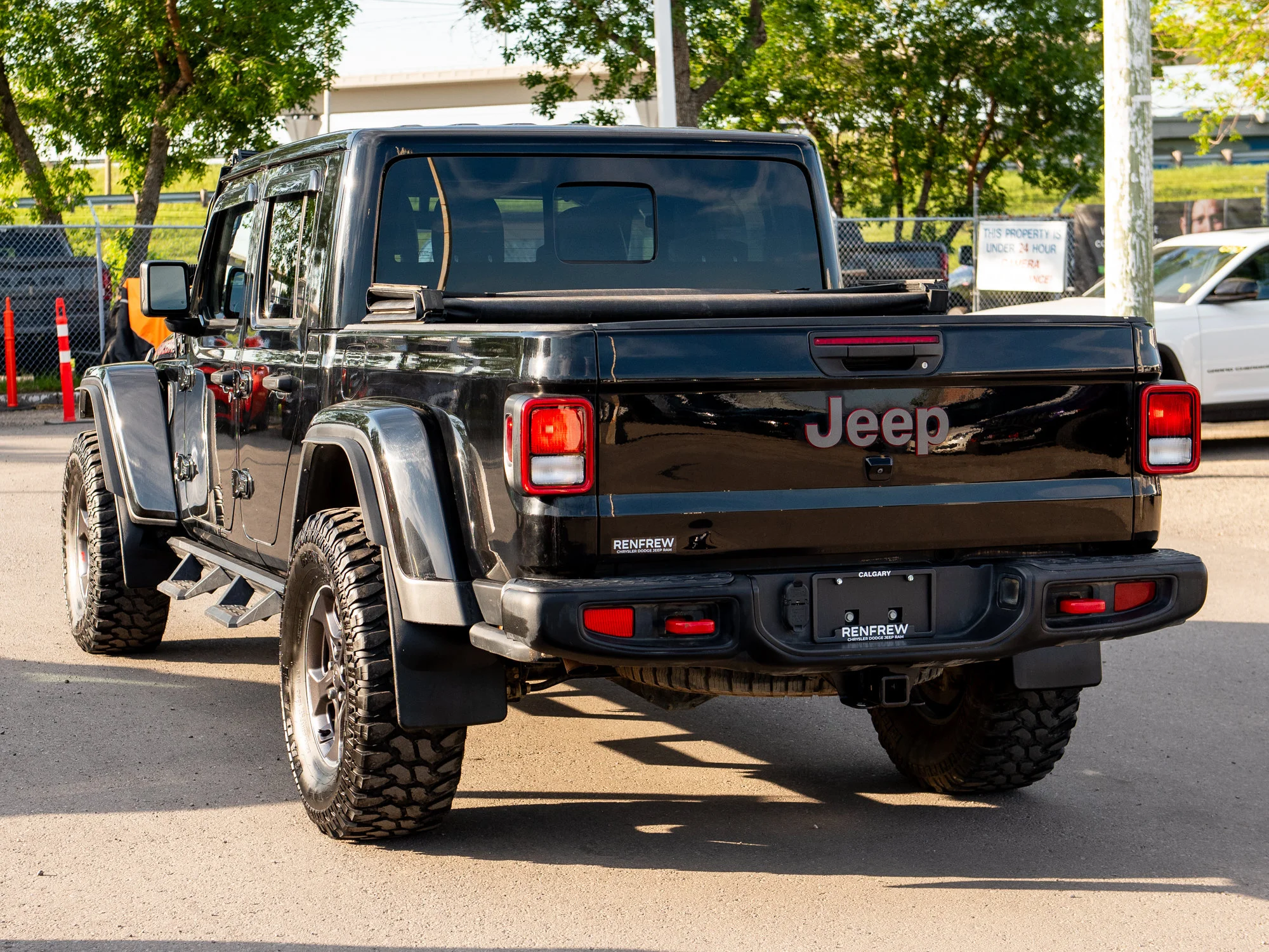 Used 2023 Black Jeep Rubicon* image 13