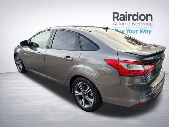 Used 2014 Sterling Gray Metallic Ford SE image 5