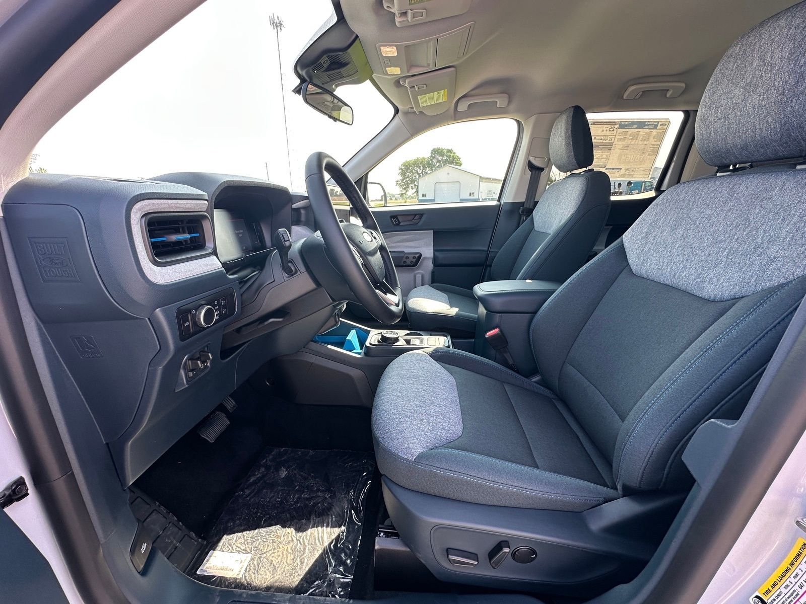 2025 Ford Maverick XLT - Photo 8