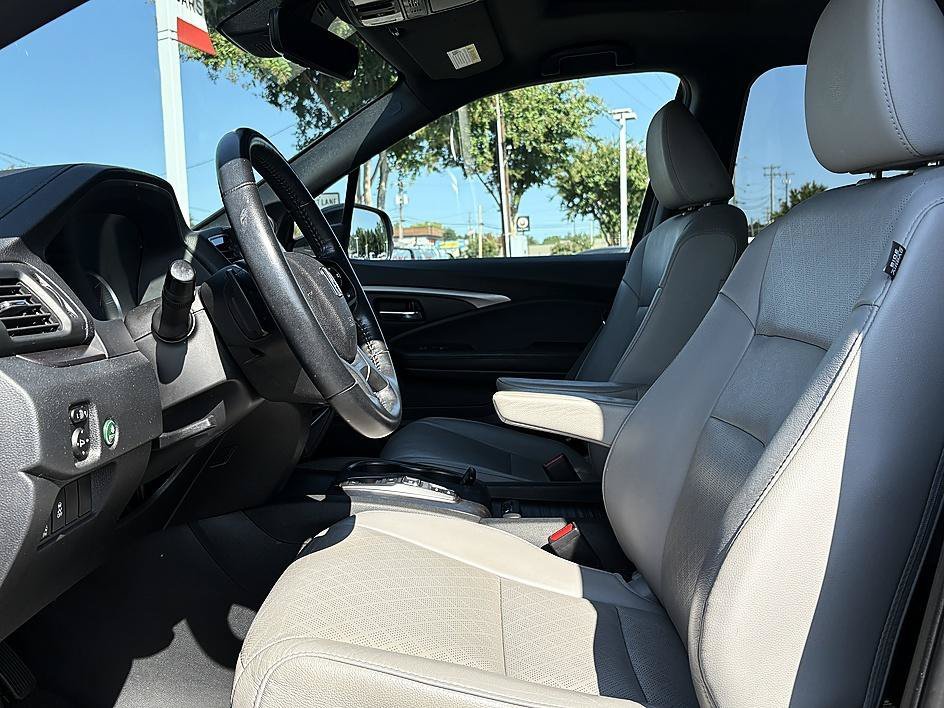 Used 2021 Gray Honda EX-L image 9