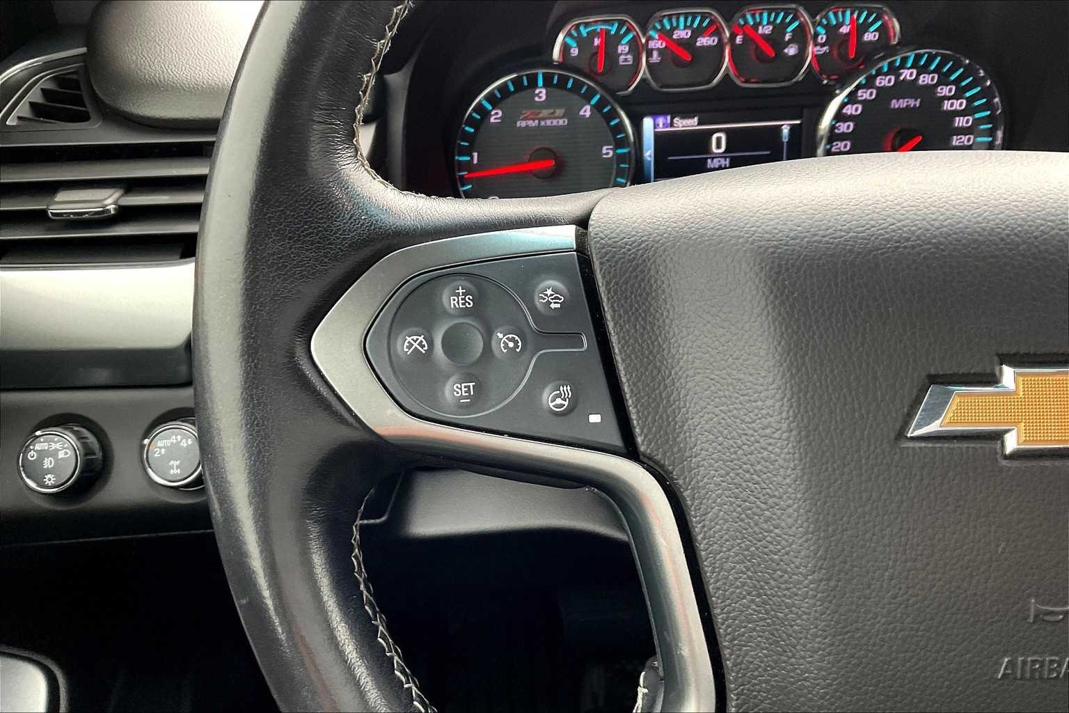 Used 2019 Shadow Gray Metallic Chevrolet LT image 24