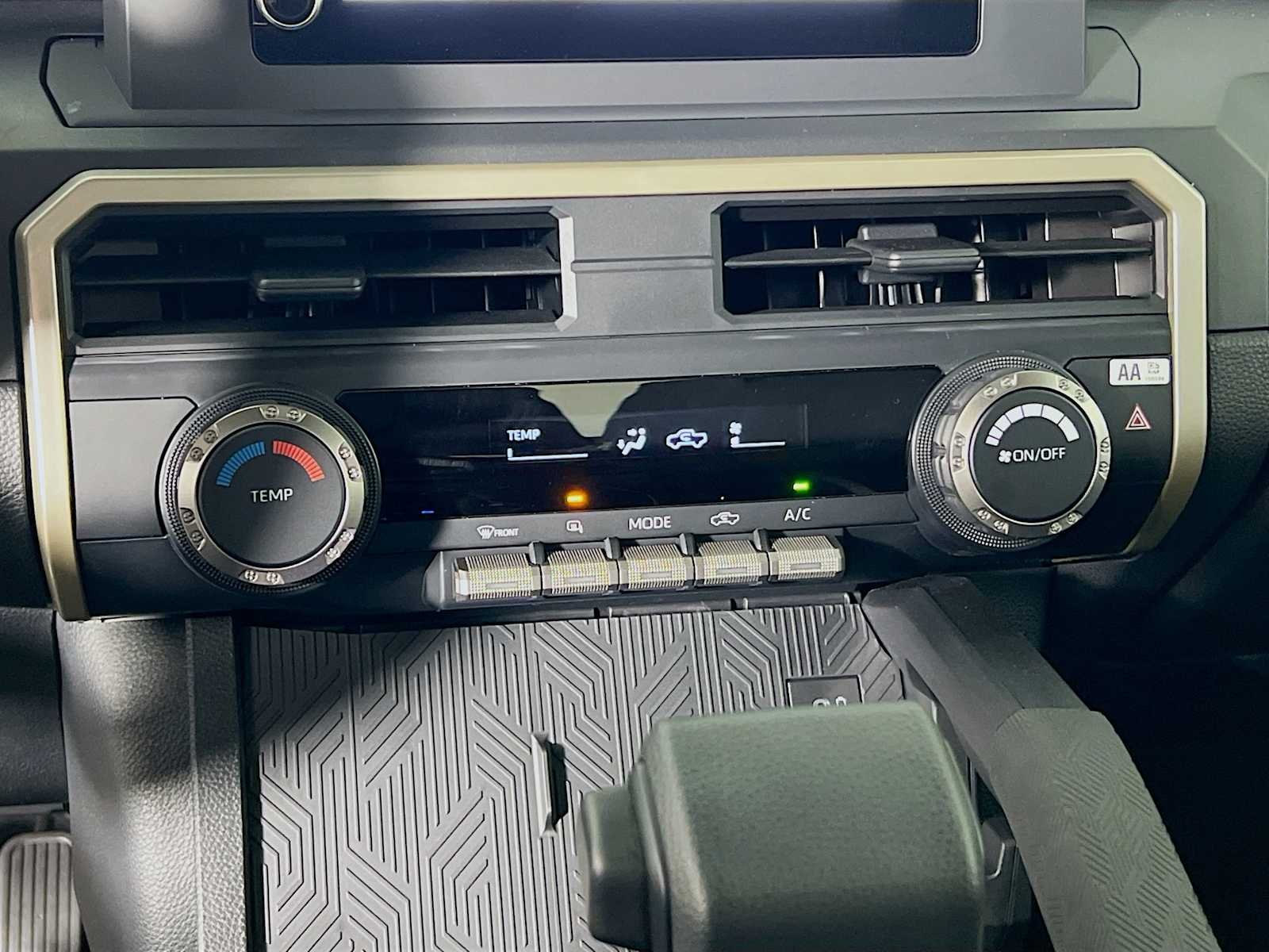 2026 Toyota Tacoma — photo 11