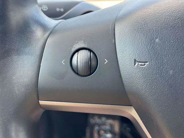 Used 2018 Black Tesla Long Range image 23