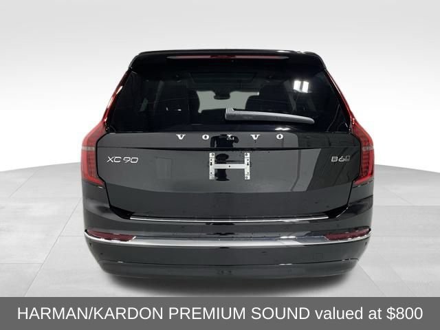 2026 Volvo XC90 Plus - Photo 6