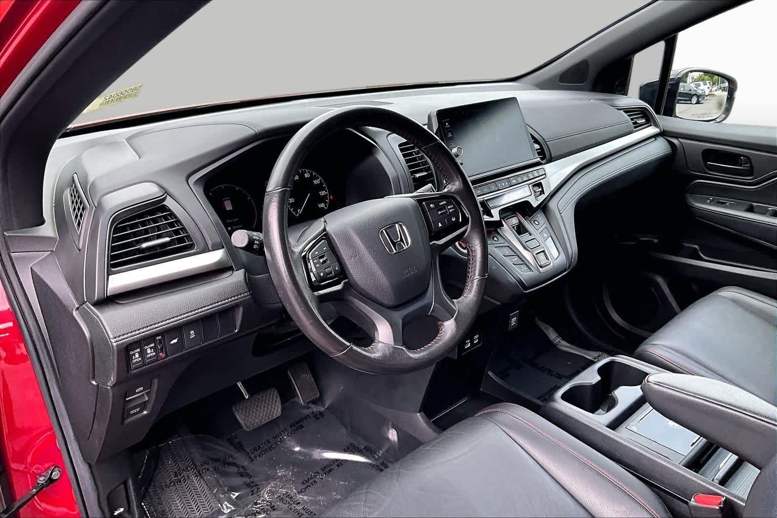 Used 2025 ruby Honda Sport-L image 18