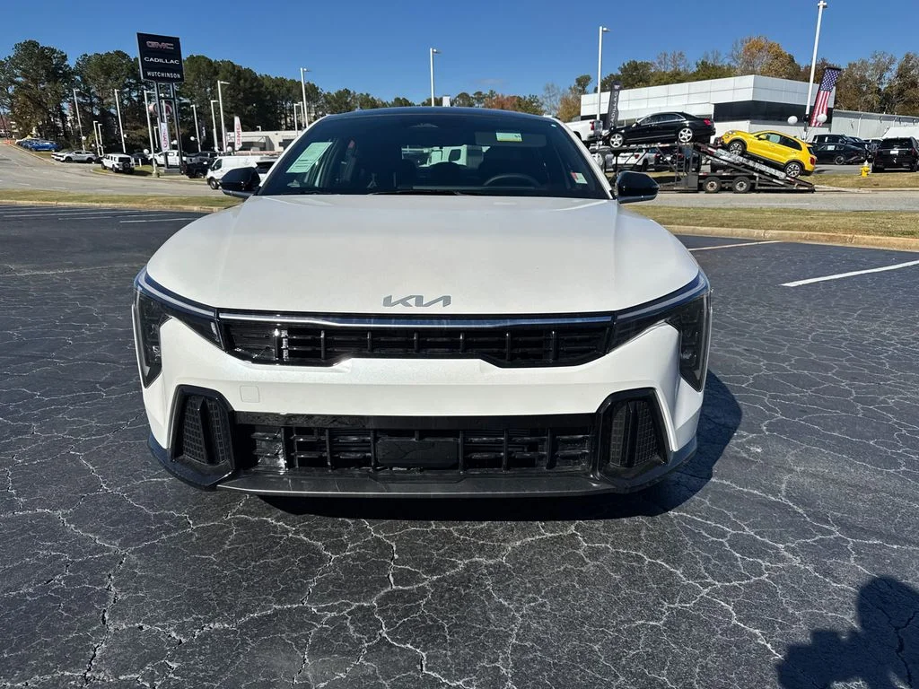 New 2025 White Kia GT-Line image 8