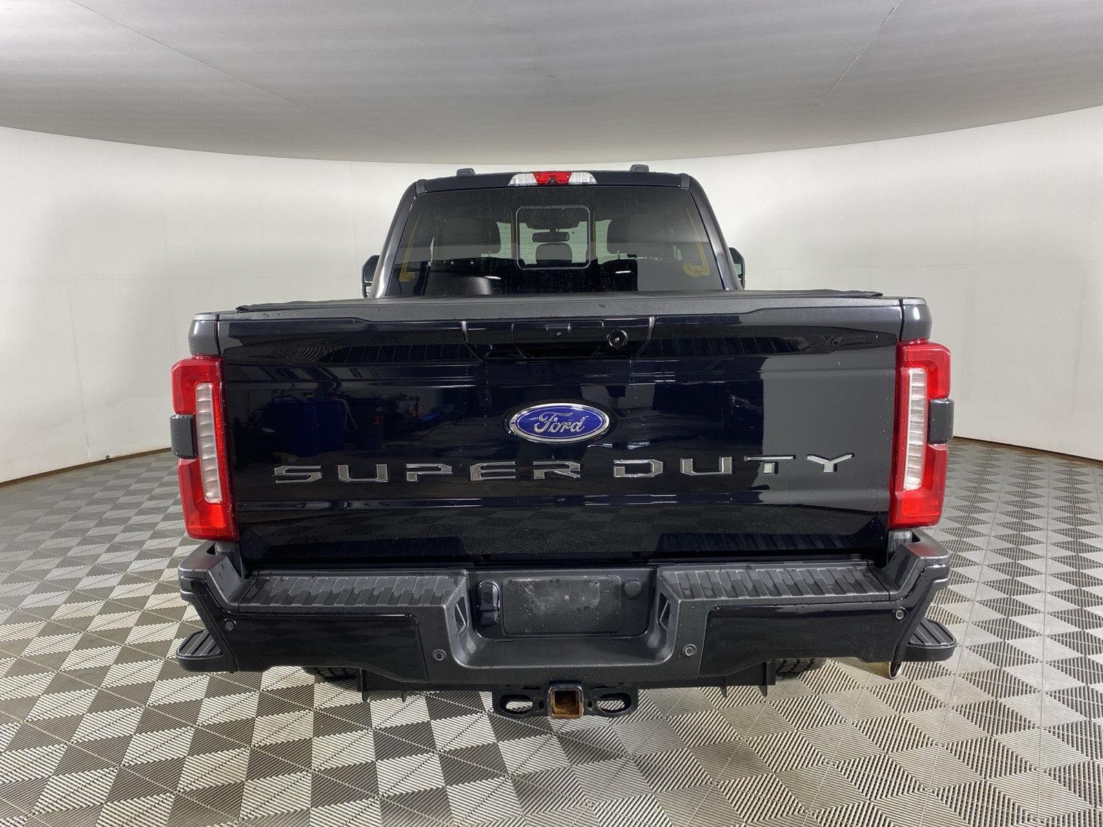 Used 2023 Black Metallic Ford XLT image 29